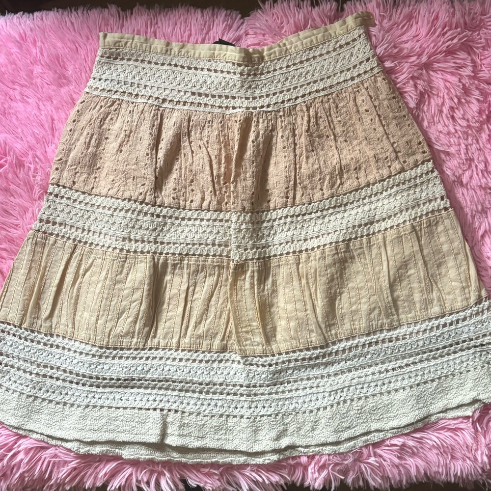 Forever 21 (XX I) sz S light peach and cream embroidered boho style skirt